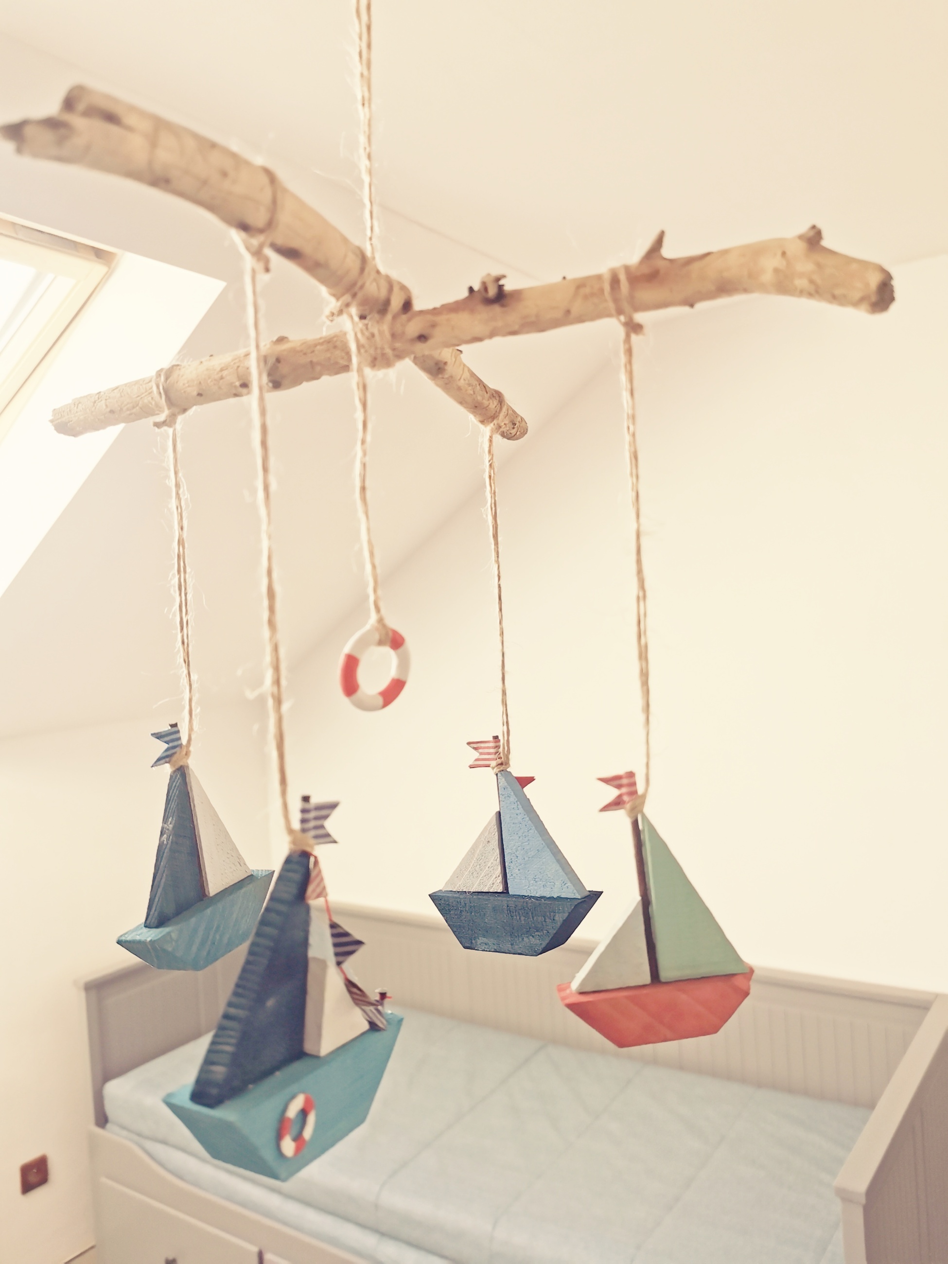 Závěsný kolotoč s loďkami