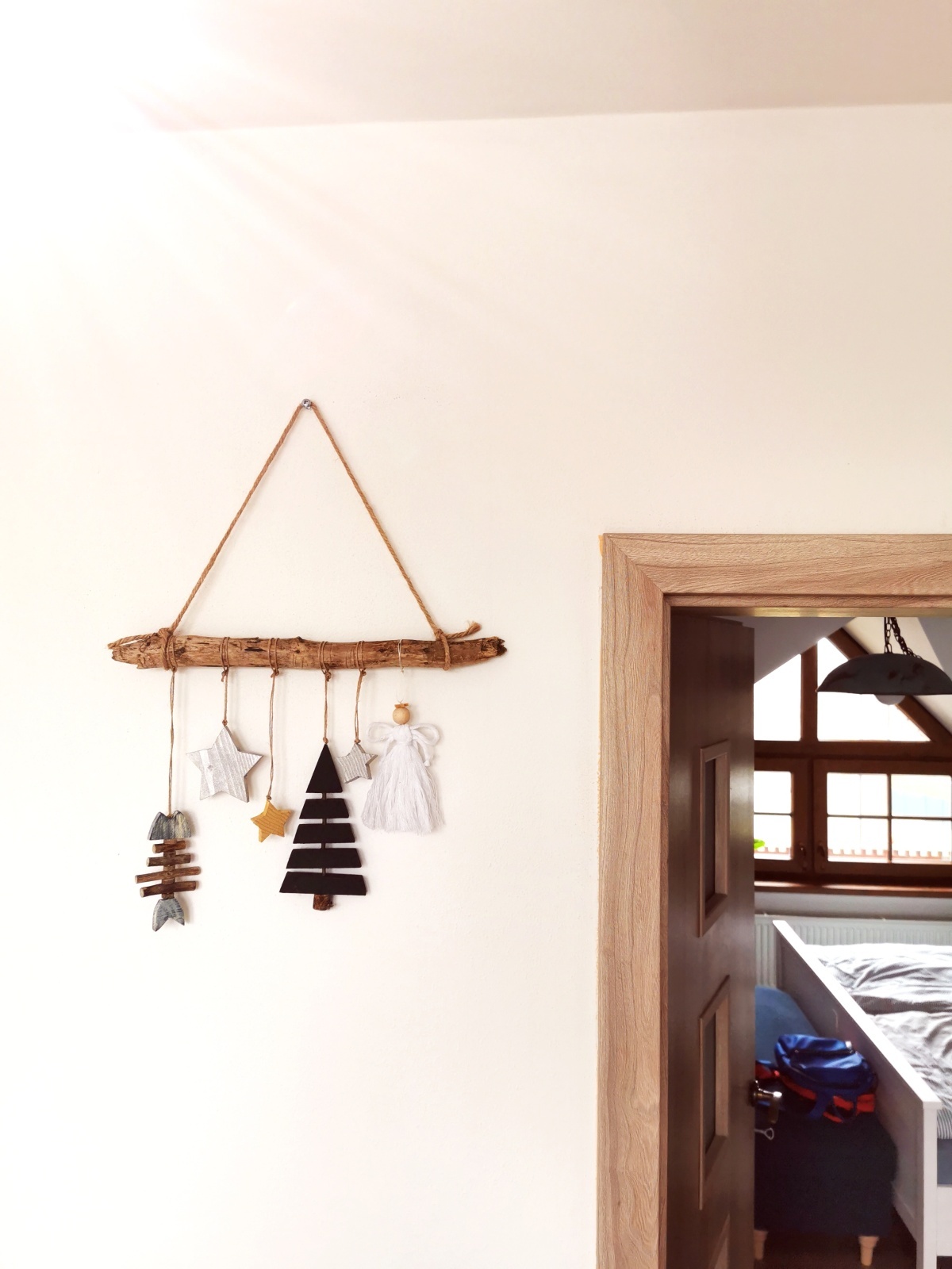 Vánoční dřevěná závěsná dekorace