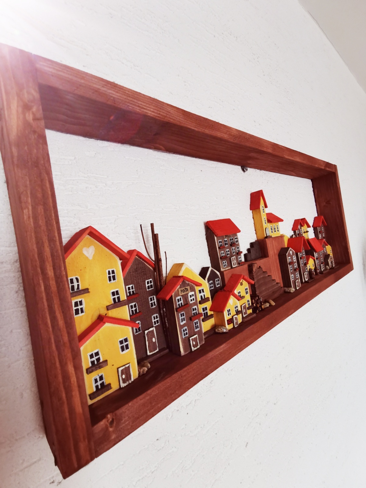 Dřevěný obraz s domky