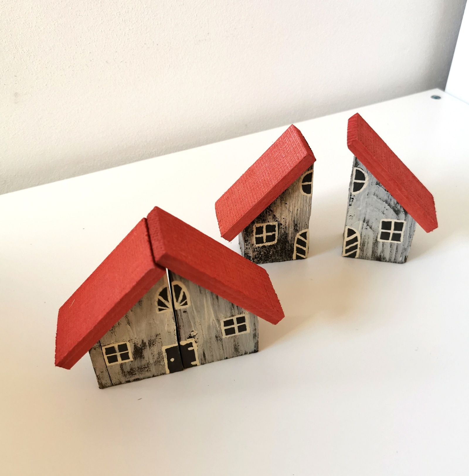 Dvoudílný dřevěný domeček