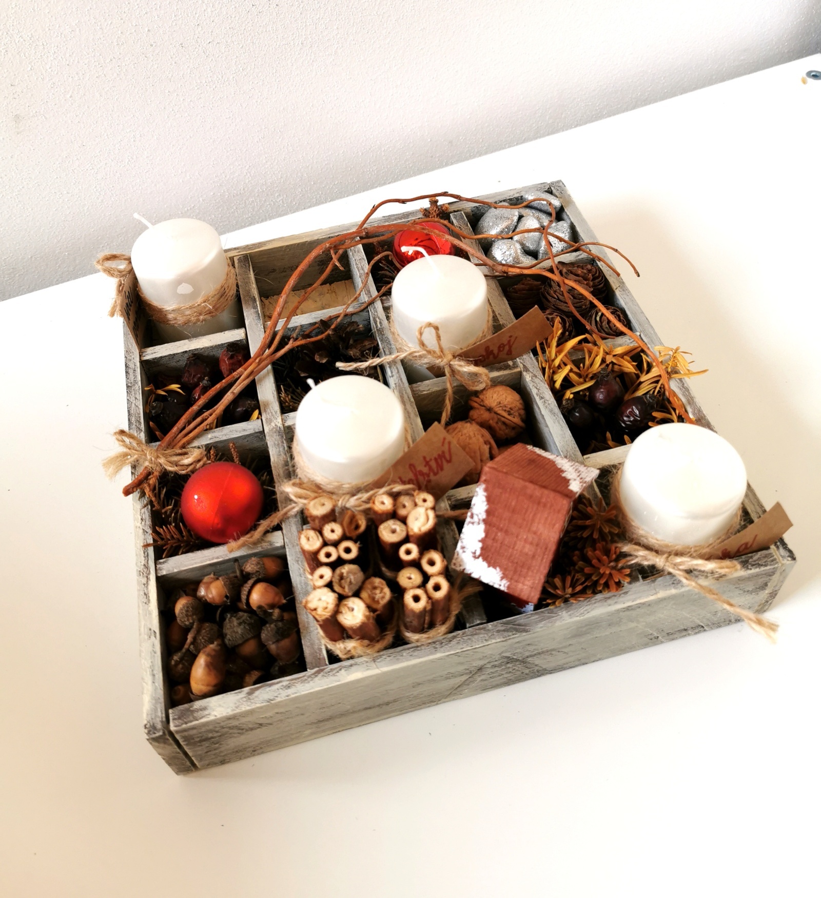 Adventní svícen na stůl