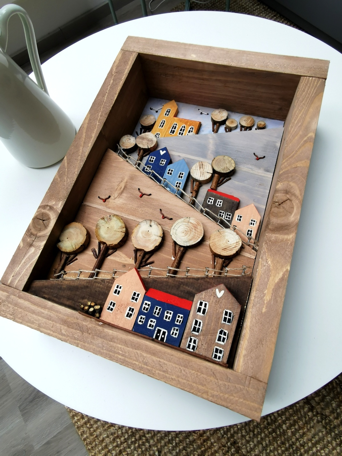 Dřevěný obraz s domečky - Nebeská pouť