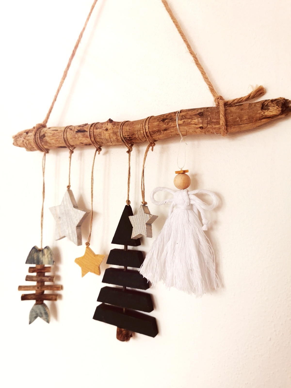 Vánoční dřevěná závěsná dekorace