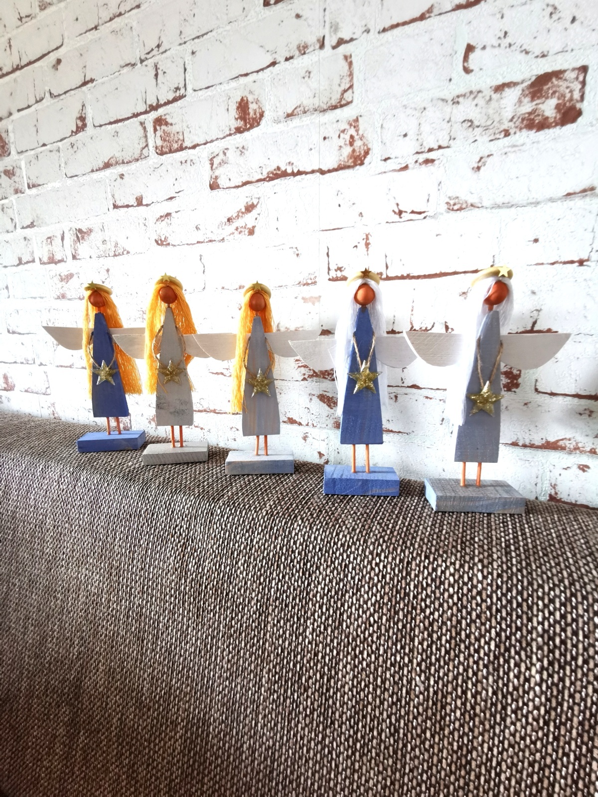 Dřevěná dekorace - Andělská postavička