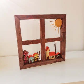 Dřevěný obrázek ve tvaru okna
