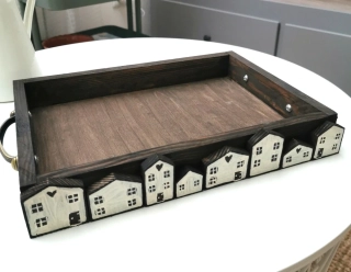 Velký dřevěný tácek s vintage kovovými madly